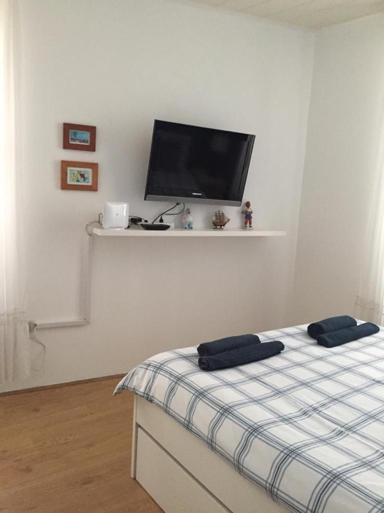 Holiday Home Isabella Vis Exterior foto